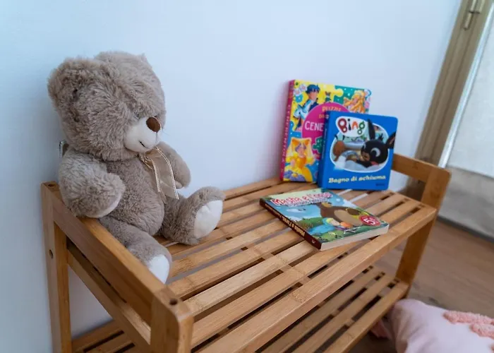 Apartment Levante Nel Colorato Porto Di Mare By Yohome *