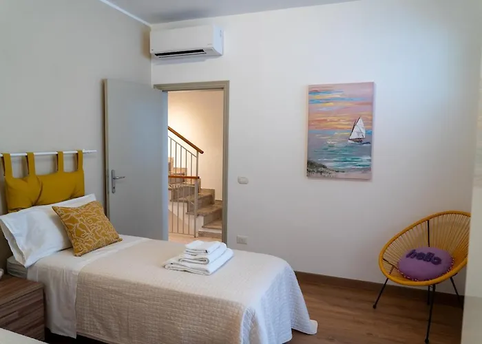 Apartment Levante Nel Colorato Porto Di Mare By Yohome Pesaro